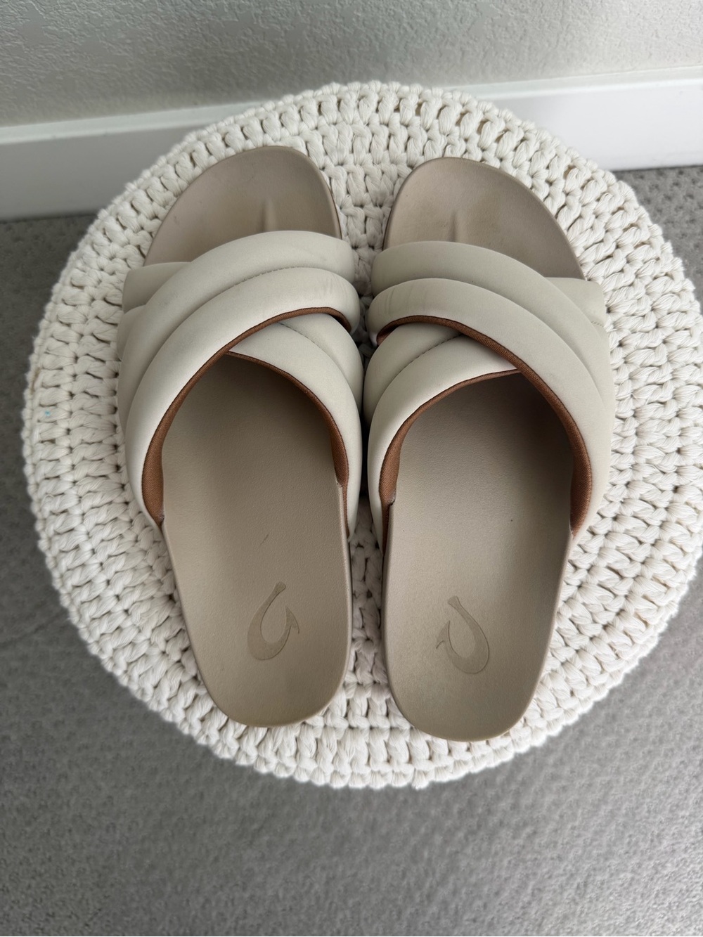 Women's OluKai Cream Padded Cross-Band Slide Sandals